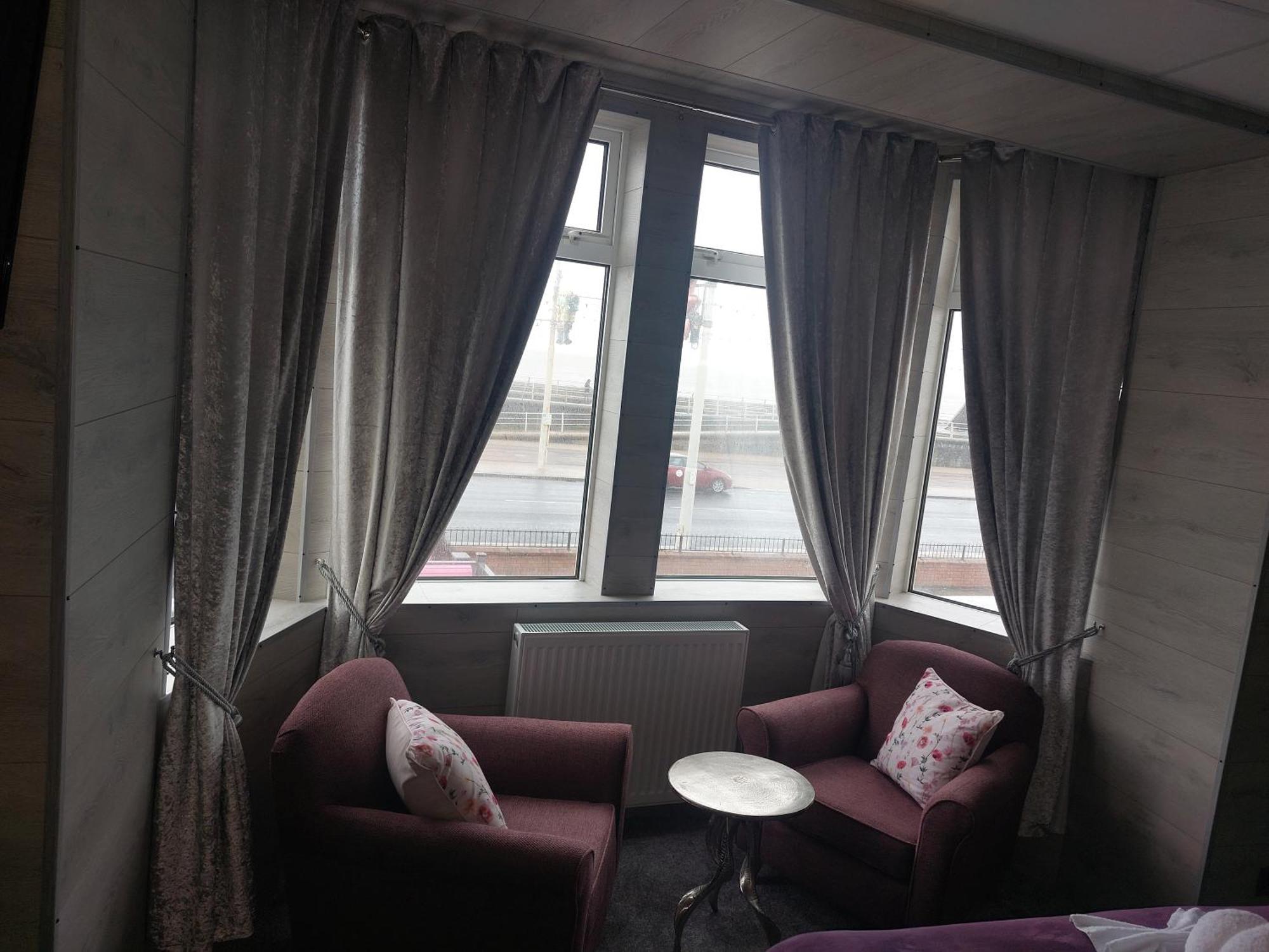 בלקפול Kings Boutique Hotel חדר תמונה